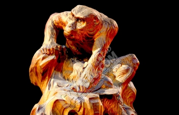 C4D精美猿猴木头雕刻雕塑模型下载